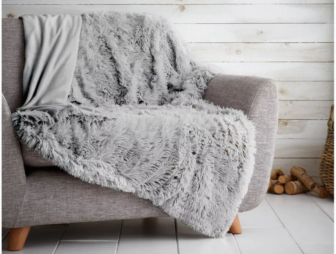 Snug Fluffy Throw