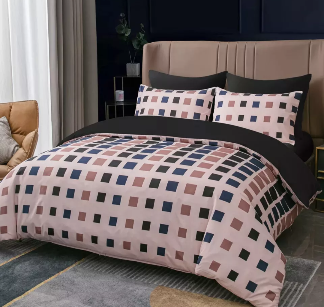 Pink Grey Black Cubes Microfibre Duvet Set