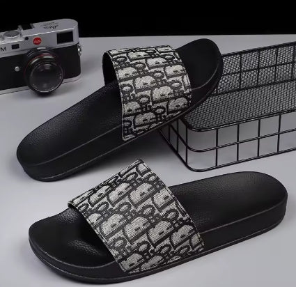 Unisex Sliders