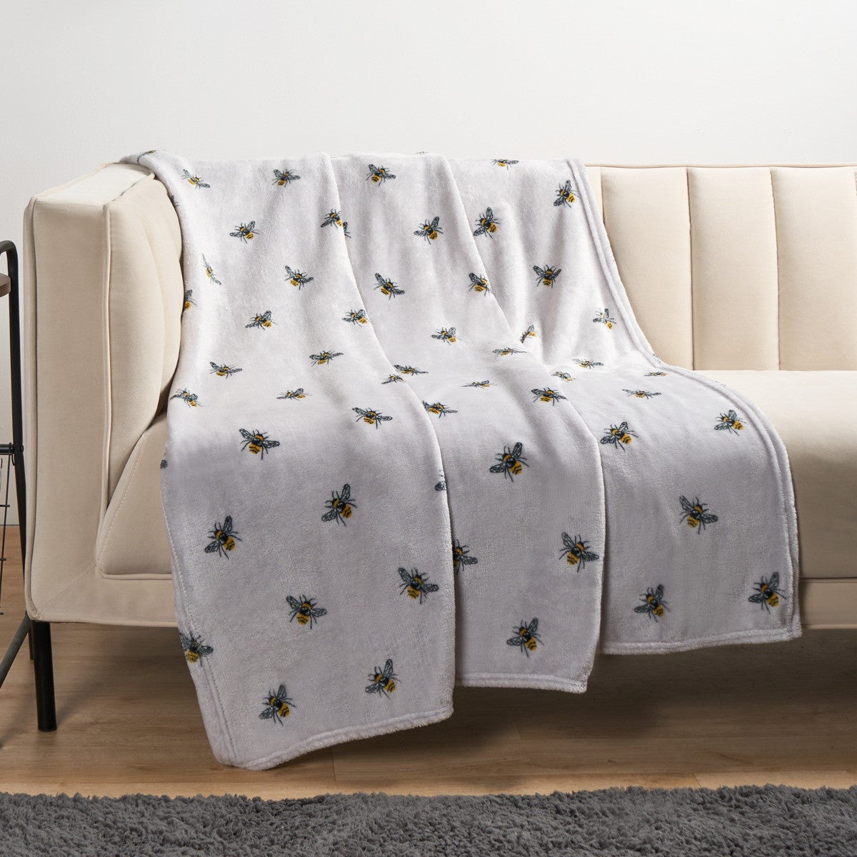 Ultra Soft Bee Print Throw - Grey