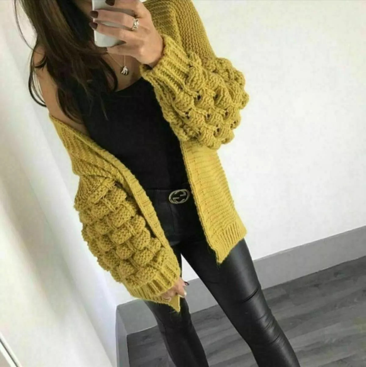 Ladies Bubble Sleeves Knit Cardigan