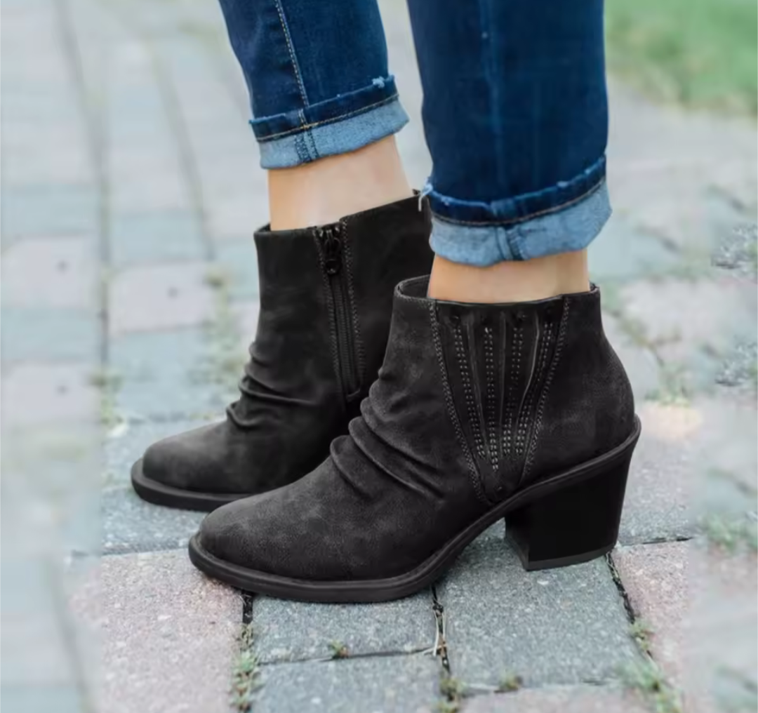 Vintage Chelsea Cowboy Ankle Boots