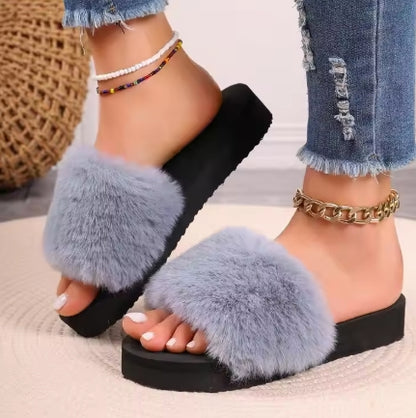 Ladies Fashion Trend Fluffy Slippers, Sliders