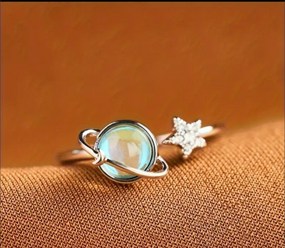 Ladies Earth Moon Star Fashion Ring