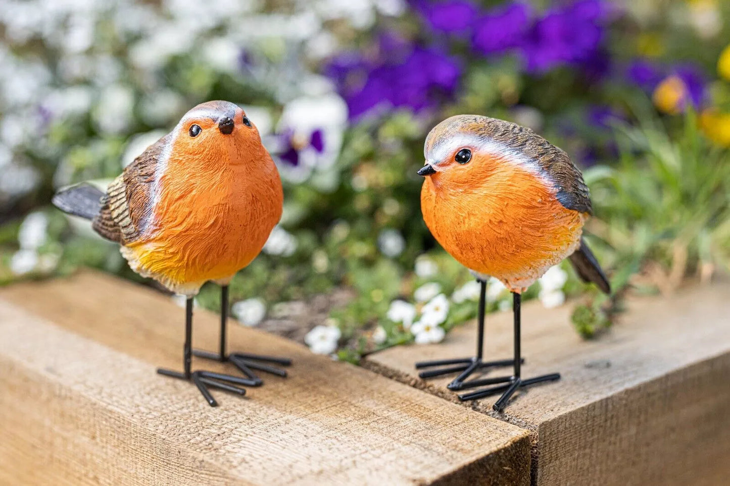 2x Red Breast Robin Garden Ornaments